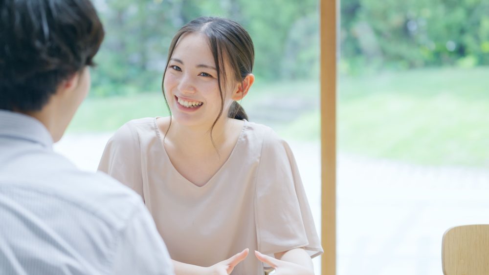 裏側矯正は滑舌に影響する？発音しにくくなるって本当？